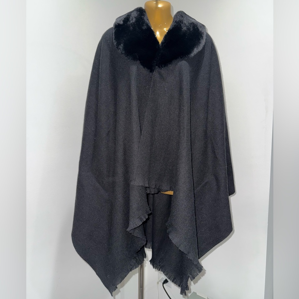 Liz Claiborne Faux Fur Trim Wrap Cape – Black, NWT